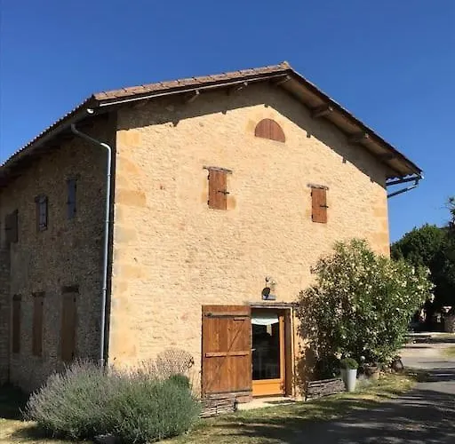 « le Vieux Hangar » A La Ferme *